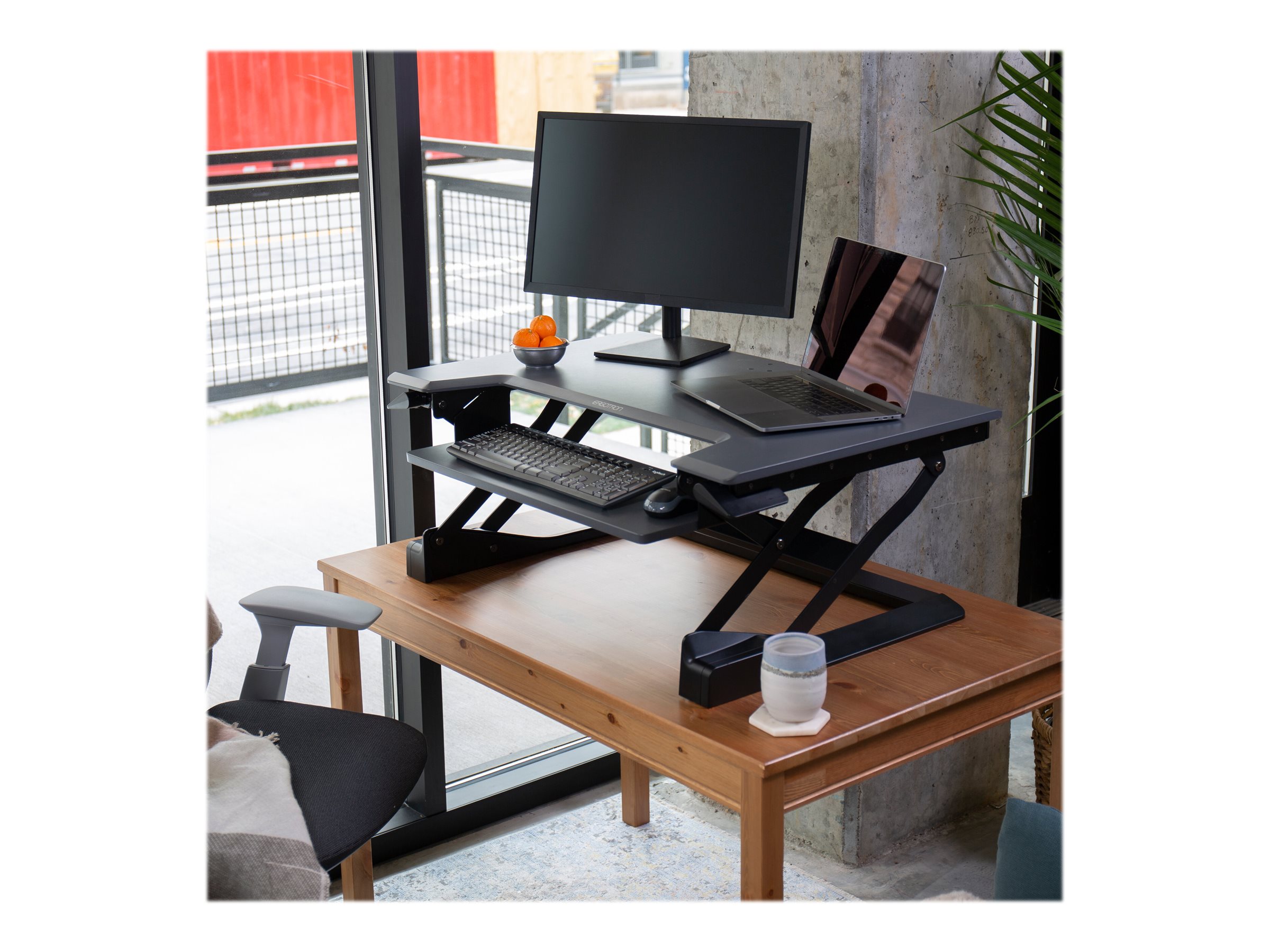 Ergotron WorkFit-T Sit-Stand Desktop Workstation - Maks - Maks størrelse