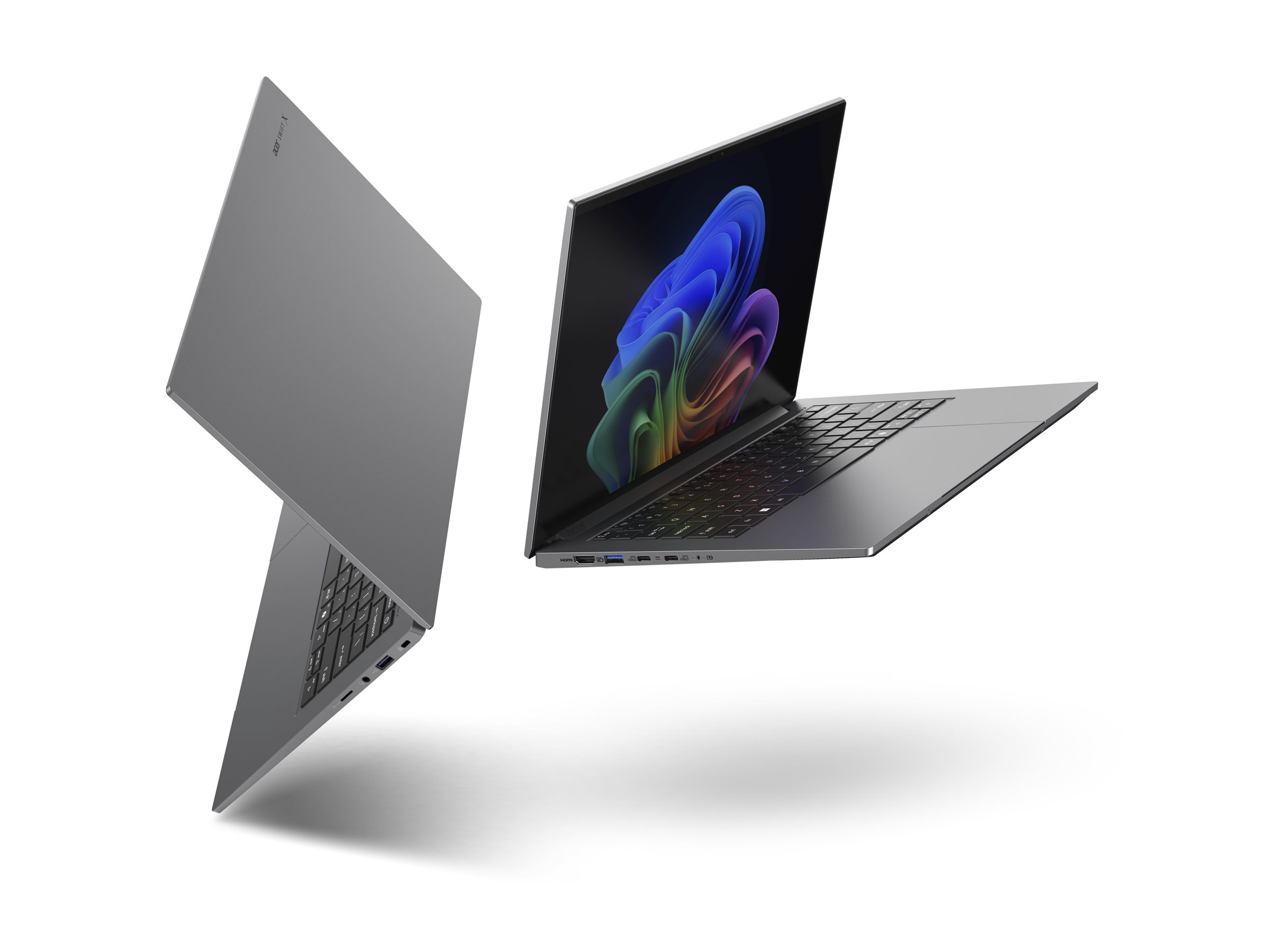 Acer Swift SFX14-61G-R8FT 14" 2880 x 1800 350 32GB 1TB AMD Radeon 860M Windows 11 Home